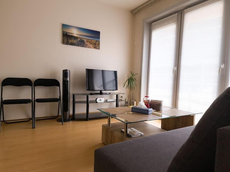 Cozy Studio With Pool Close To The Sea Ostenda Esterno foto