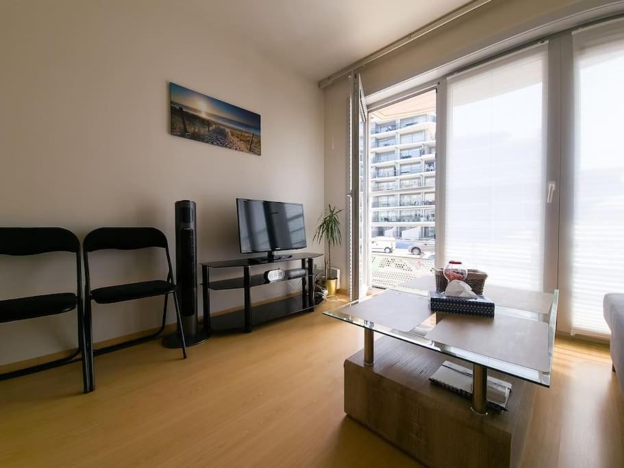 Cozy Studio With Pool Close To The Sea Ostenda Esterno foto